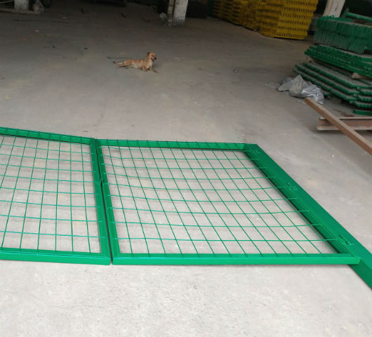 <b>武漢交項（xiàng）通護欄的注意事項</b>