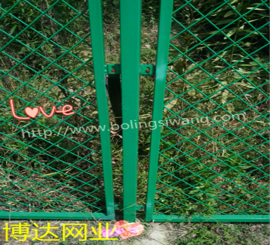 <b>使用黃岡車間隔離（lí）網的利和弊</b>