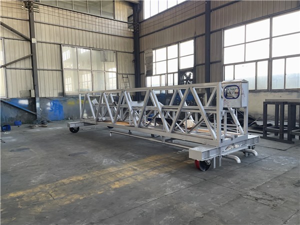 一台橋式（shì）吸砂機完工發貨