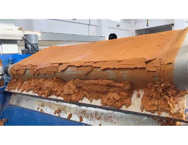 唐山（shān）客戶訂購橡膠帶式真空（kōng）過濾機用於硫酸鈣脫水