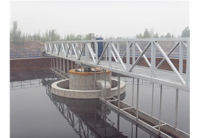 周（zhōu）邊傳（chuán）動虹吸（xī）泥機：以虹（hóng）吸原理賦能，讓（ràng）汙泥分（fèn）離效率更高